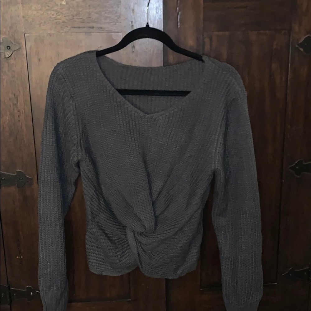 Front twist knit sweater